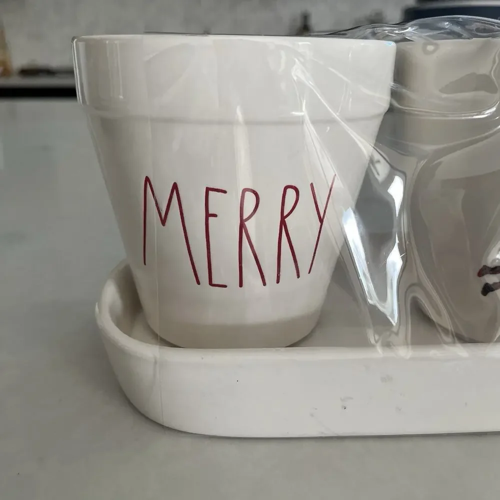 Rae Dunn Merry Xtmas White Ceramic Planters NWT, Holiday, Home decor, plants